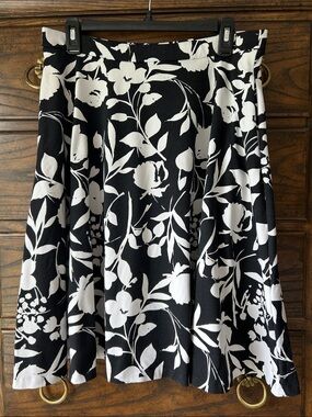 Adrienne Vittadini Black and White Floral A-Line Skirt